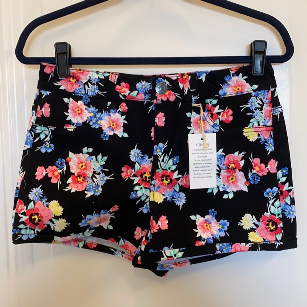 Black Floral High Waisted Super Stretch Shortie